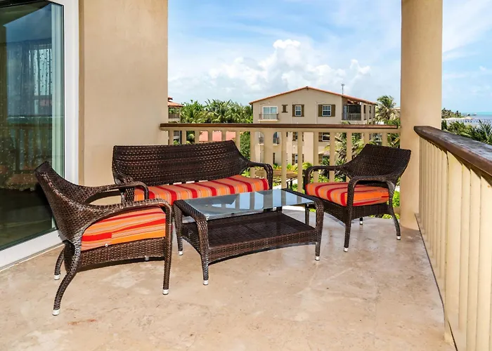 Residences At Barrier Reef 1-3c Oceanfront 2 Bedroom By Floreo * San Pedro (Ambergris Caye)