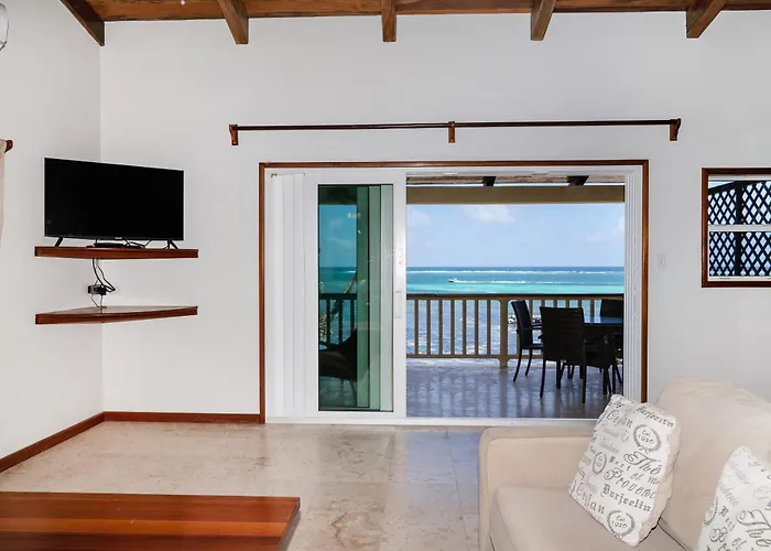 Holiday home Residences At Barrier Reef 1-3c Oceanfront 2 Bedroom By Floreo