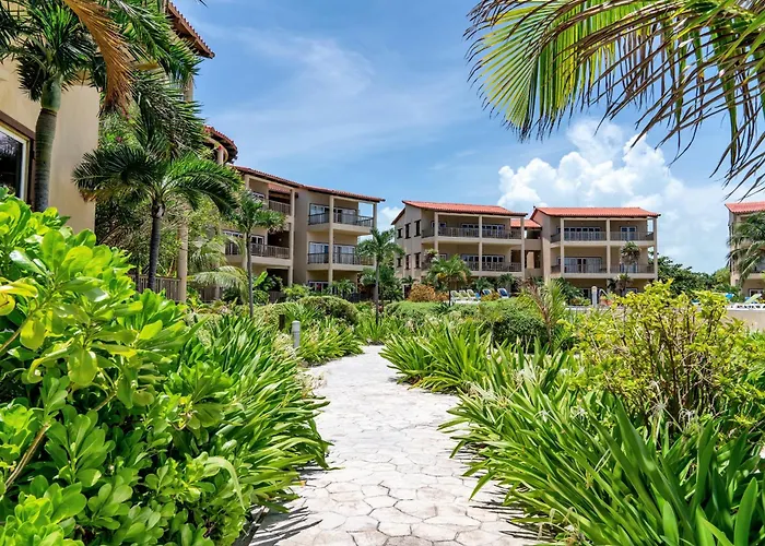 Residences At Barrier Reef 1-3c Oceanfront 2 Bedroom By Floreo Holiday home
